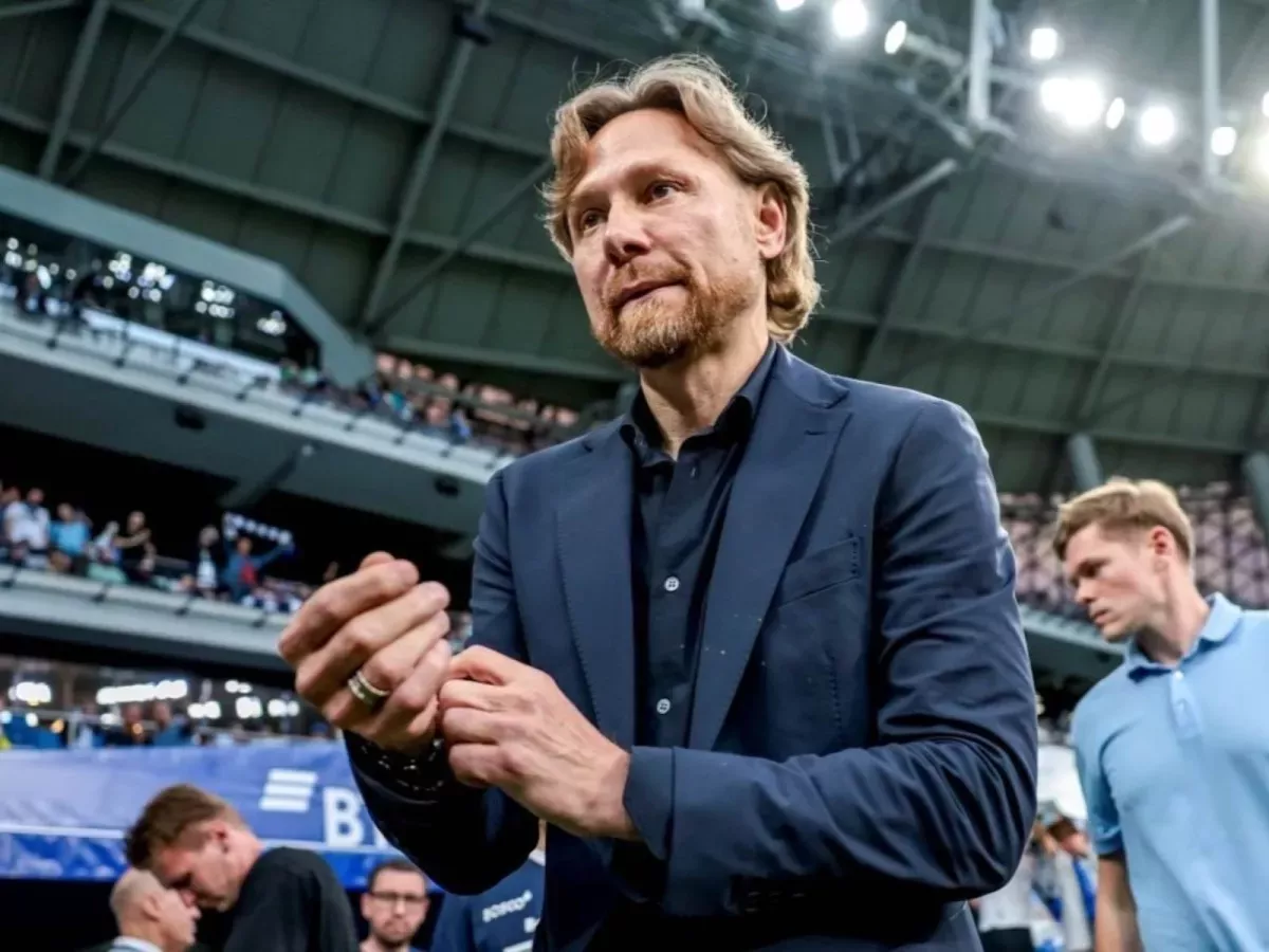 Valeriy Karpin advised Safonov to leave PSG