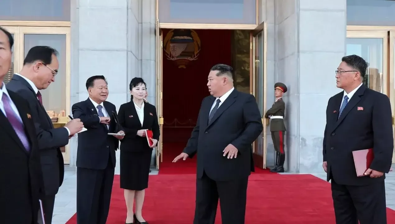 Kim Chen In Pxenyan shifoxonasi qurilishini tanqid qildi