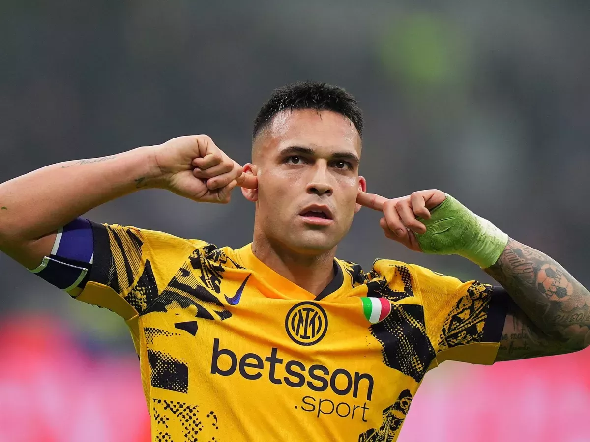 Lautaro Martinez said he did not criticize Chalhanoglu