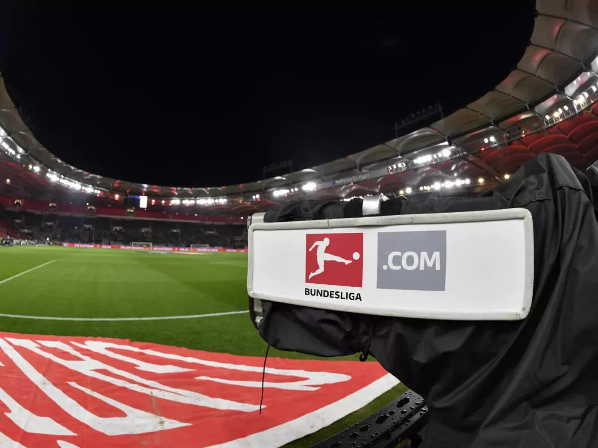 Mertz defended the 50+1 rule in German football