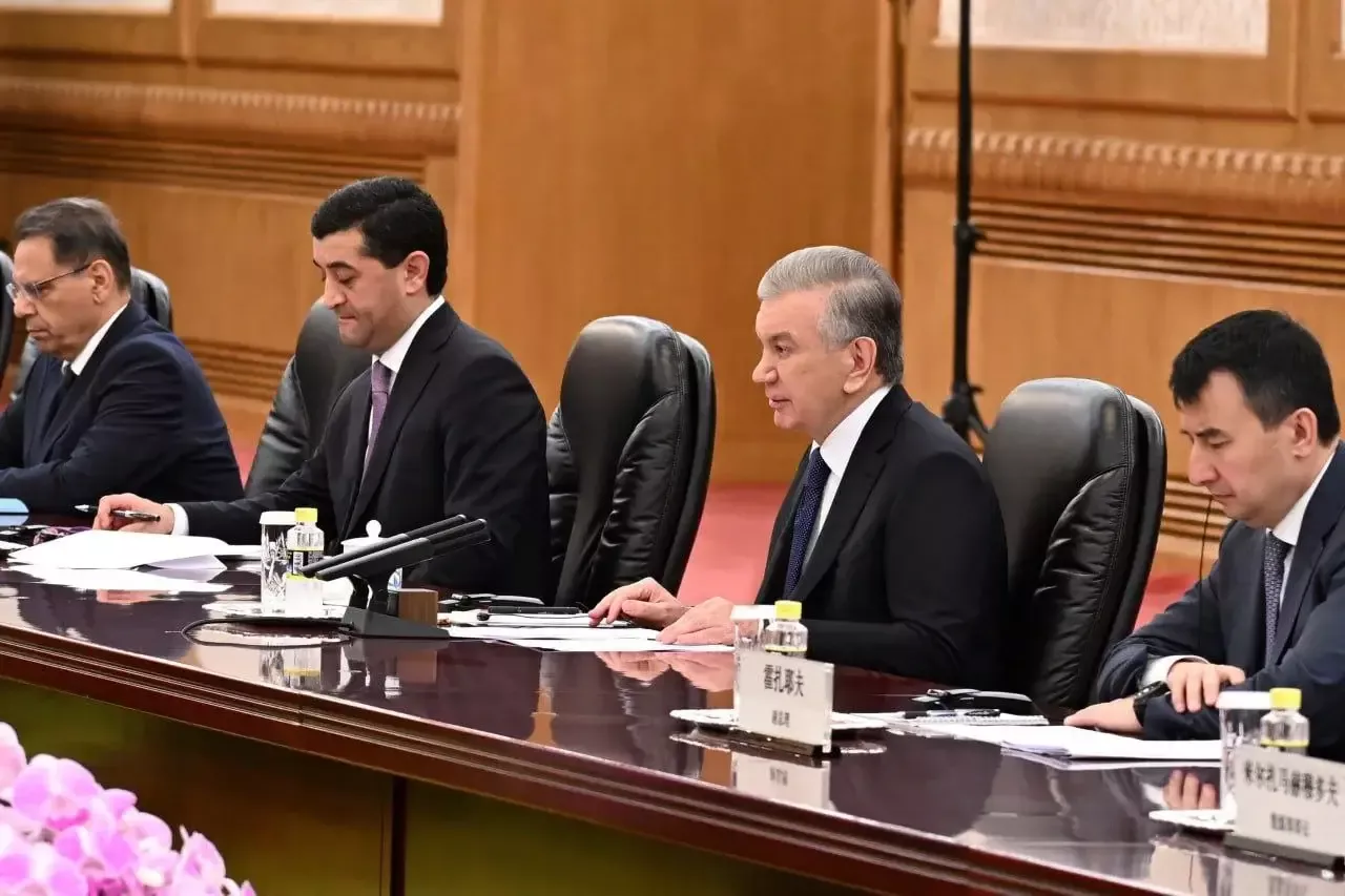 Mirziyoyev va Si Szinpin Pekinda muzokaralar olib bordi