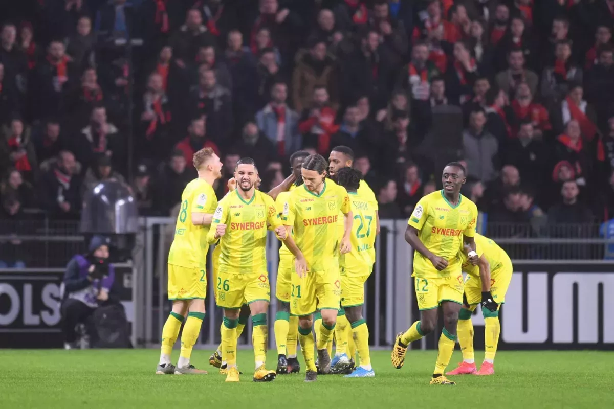 Nantes coach injured during training
