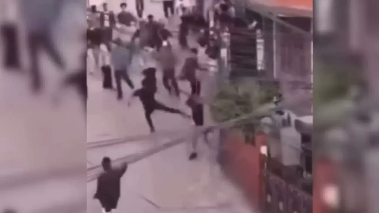 Nepalda siyosiy inqiroz va ommaviy norozilik kuchaydi