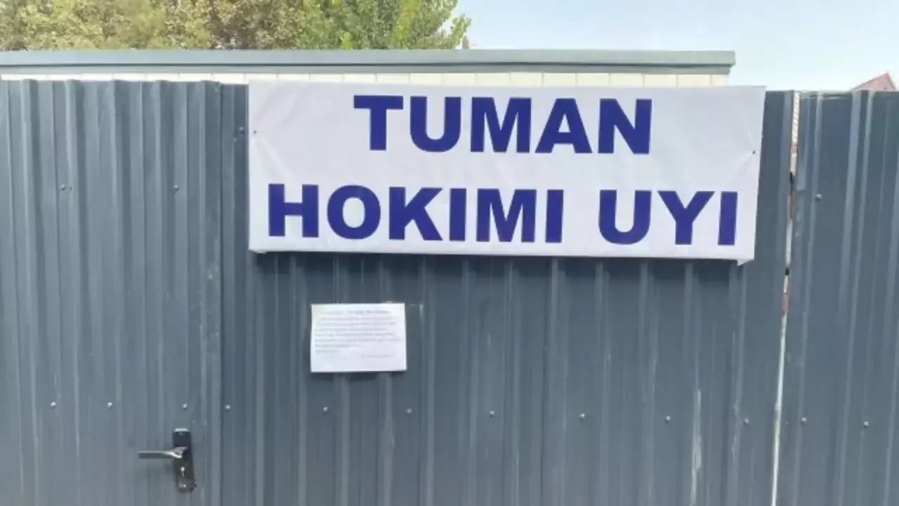 A letter was found in front of the Norin district governor's house