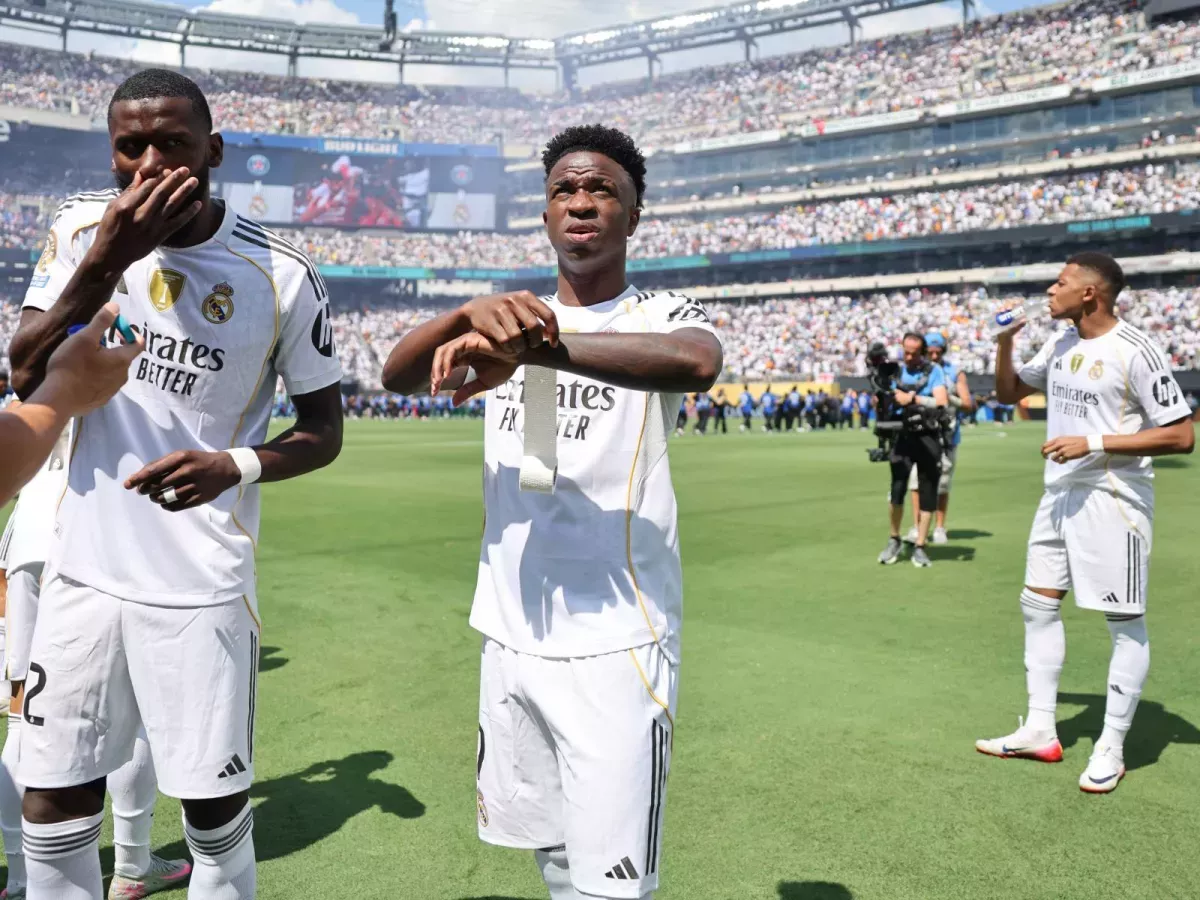 Oviedo fan insulted Mbappe and Vinicius