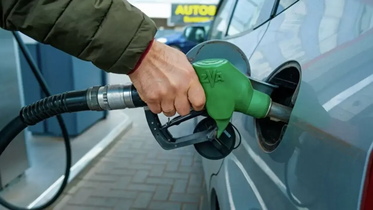 Gasoline price in Uzbekistan ranks 30th