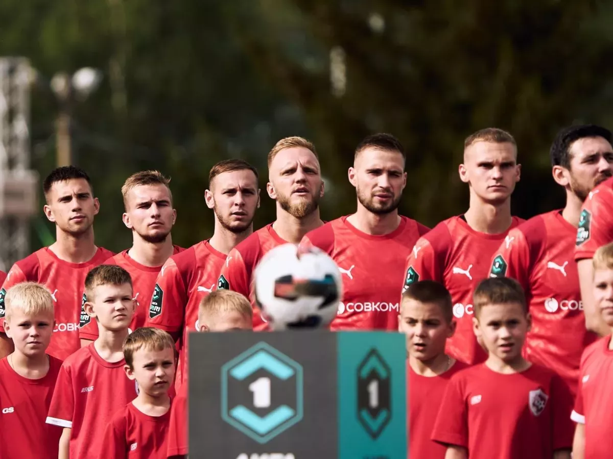 PARI Ligasi prezidenti Kostroma Spartakini maqtadi