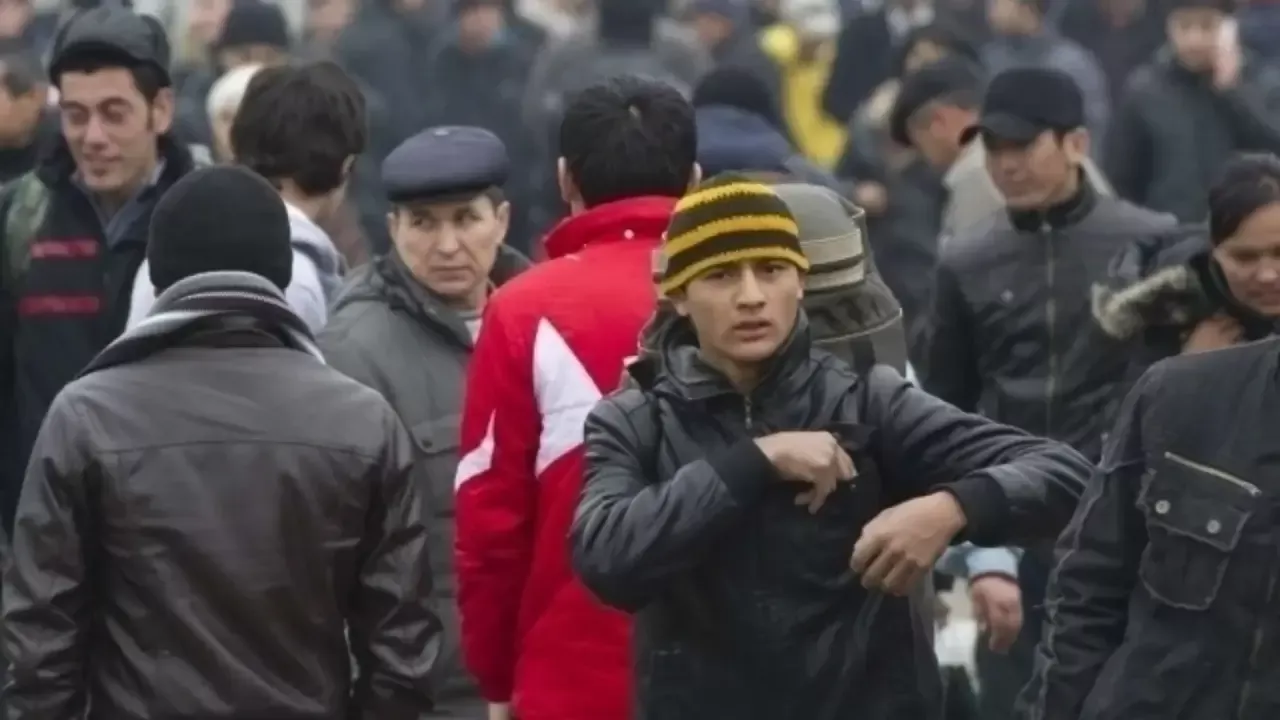 Pension payments for labor migrants in Russia may be canceled