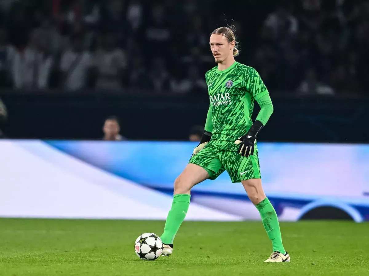 Safonov PSJ muxlislarining ishonchini qozondi