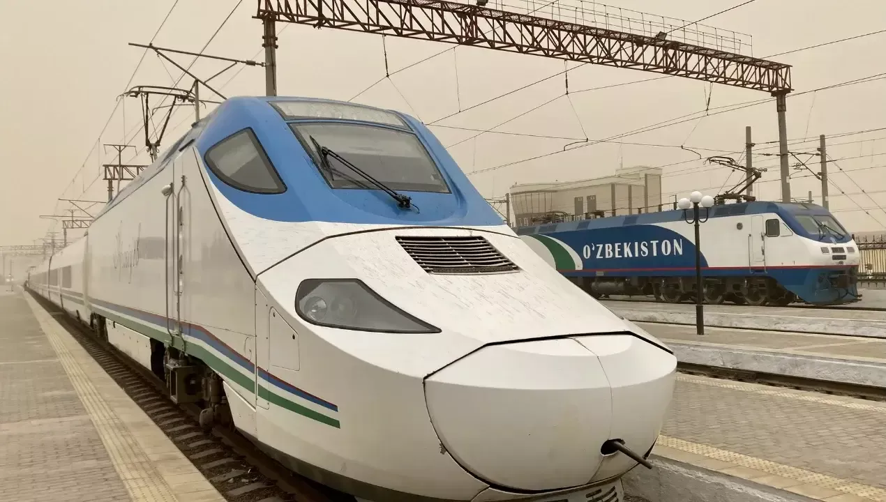 Samarqand-Toshkent yo‘nalishida qo‘shimcha Afrosiyob reyslari ochildi