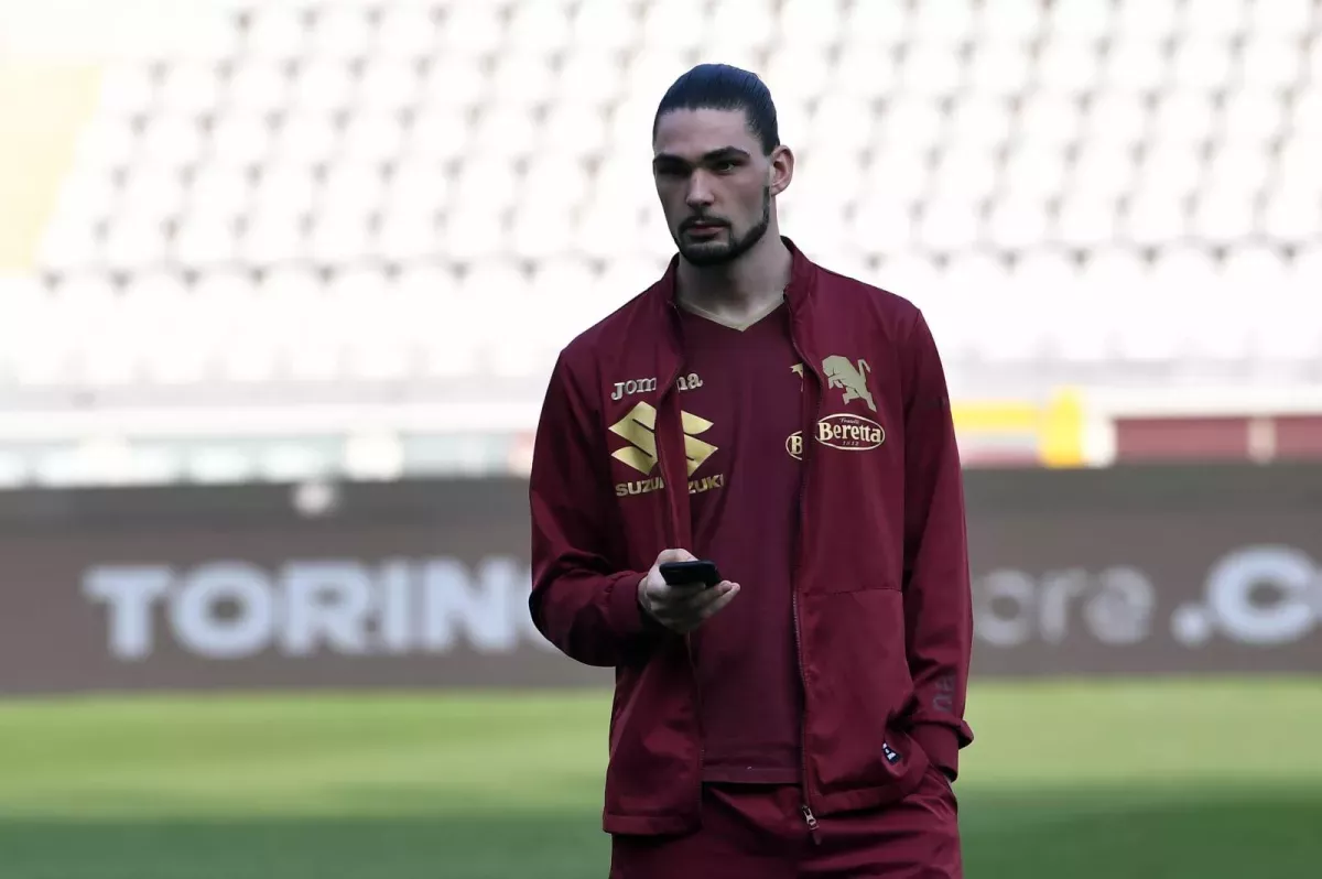 Sazonov transferi «Torino» xatosi sabab to‘xtadi