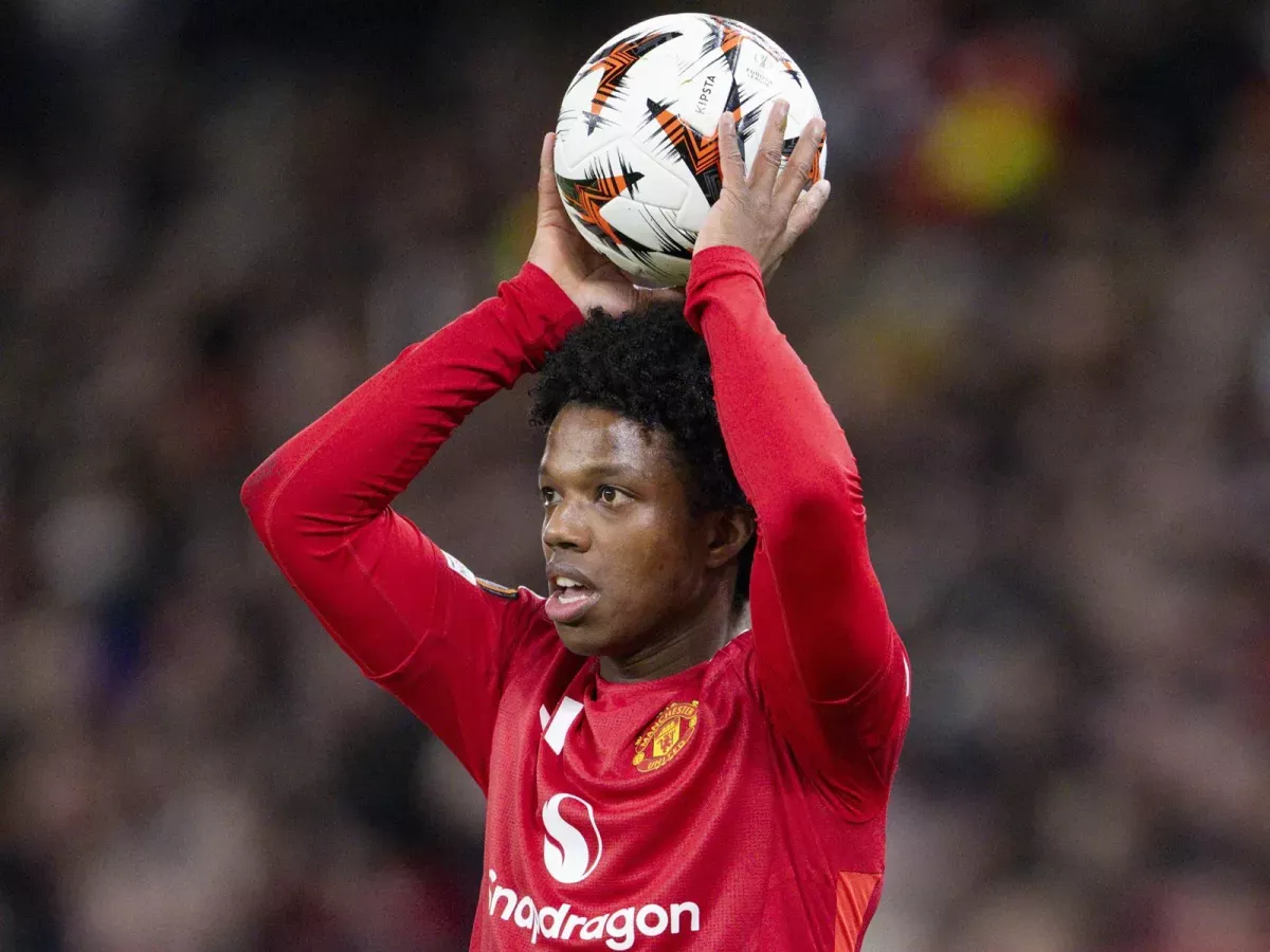 Tirell Malasiya Manchester Yunayteddan ketishni istamayapti