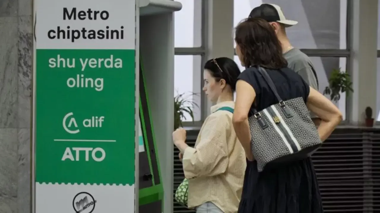 Toshkent metrosida yangi infokioskalar ishga tushirildi