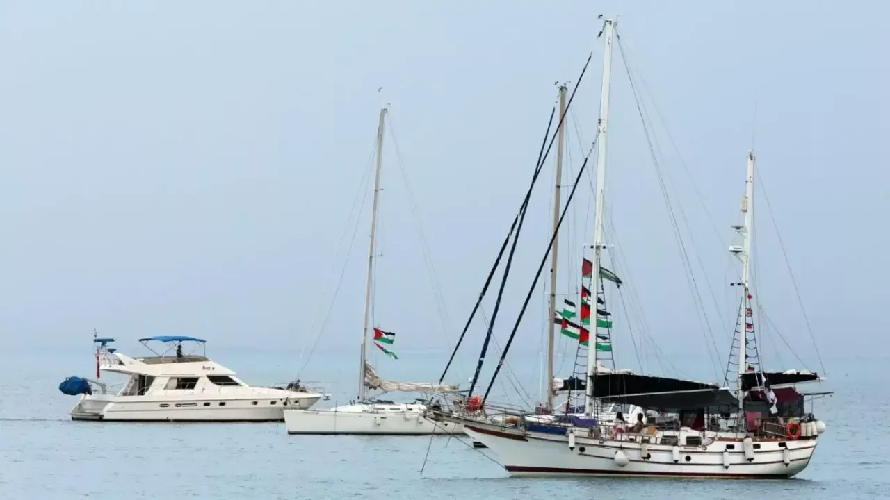 Explosion on aid ship near Tunis to Gaza