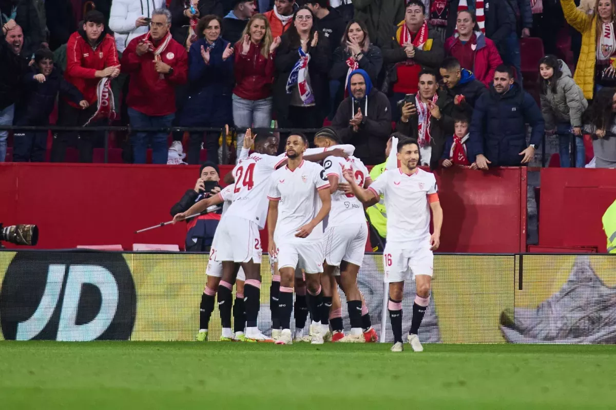 Sevilla drew with Elche with the help of VAR