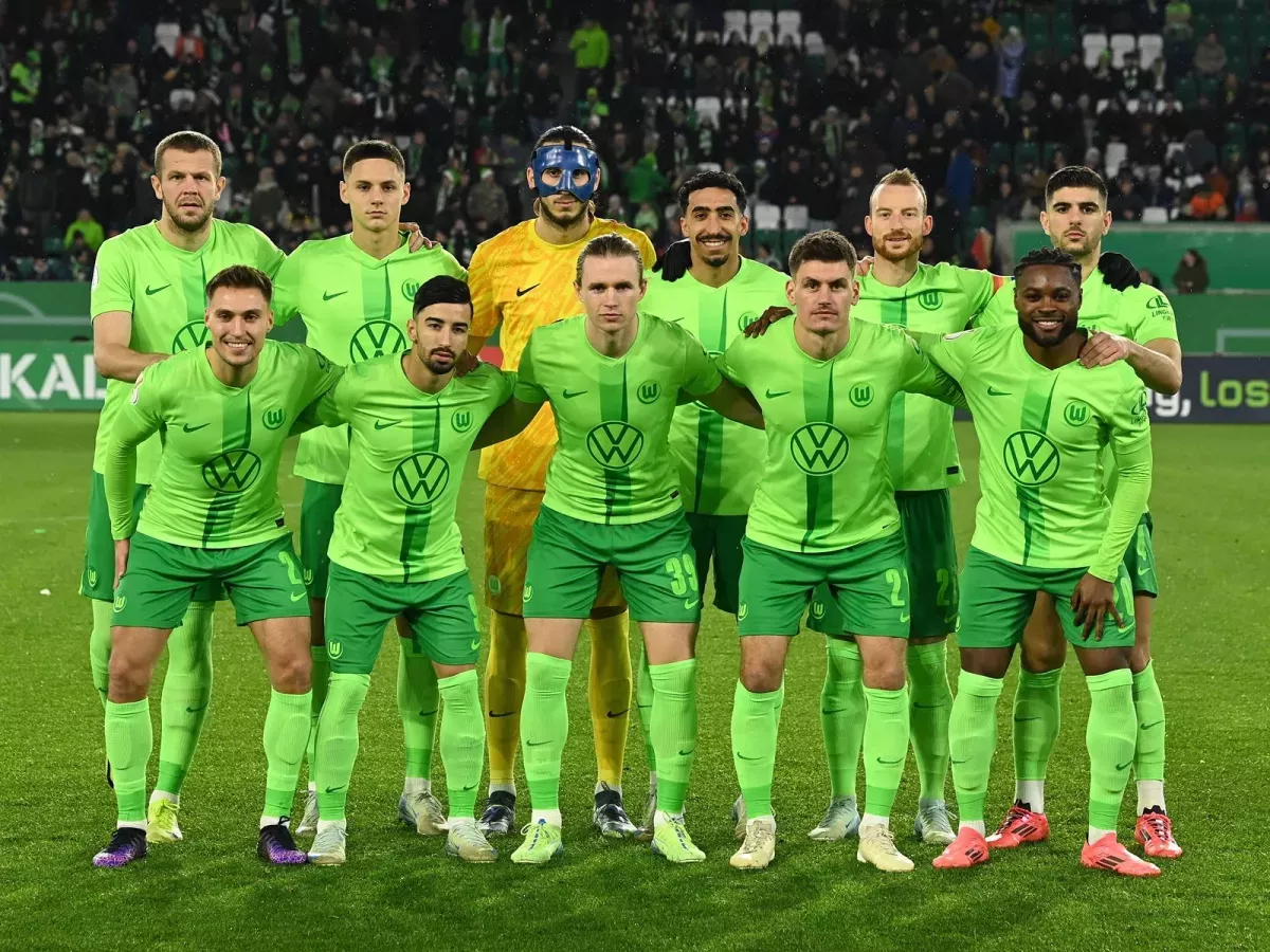 Wolfsburg and Cologne played 3:3 in the 90th minute