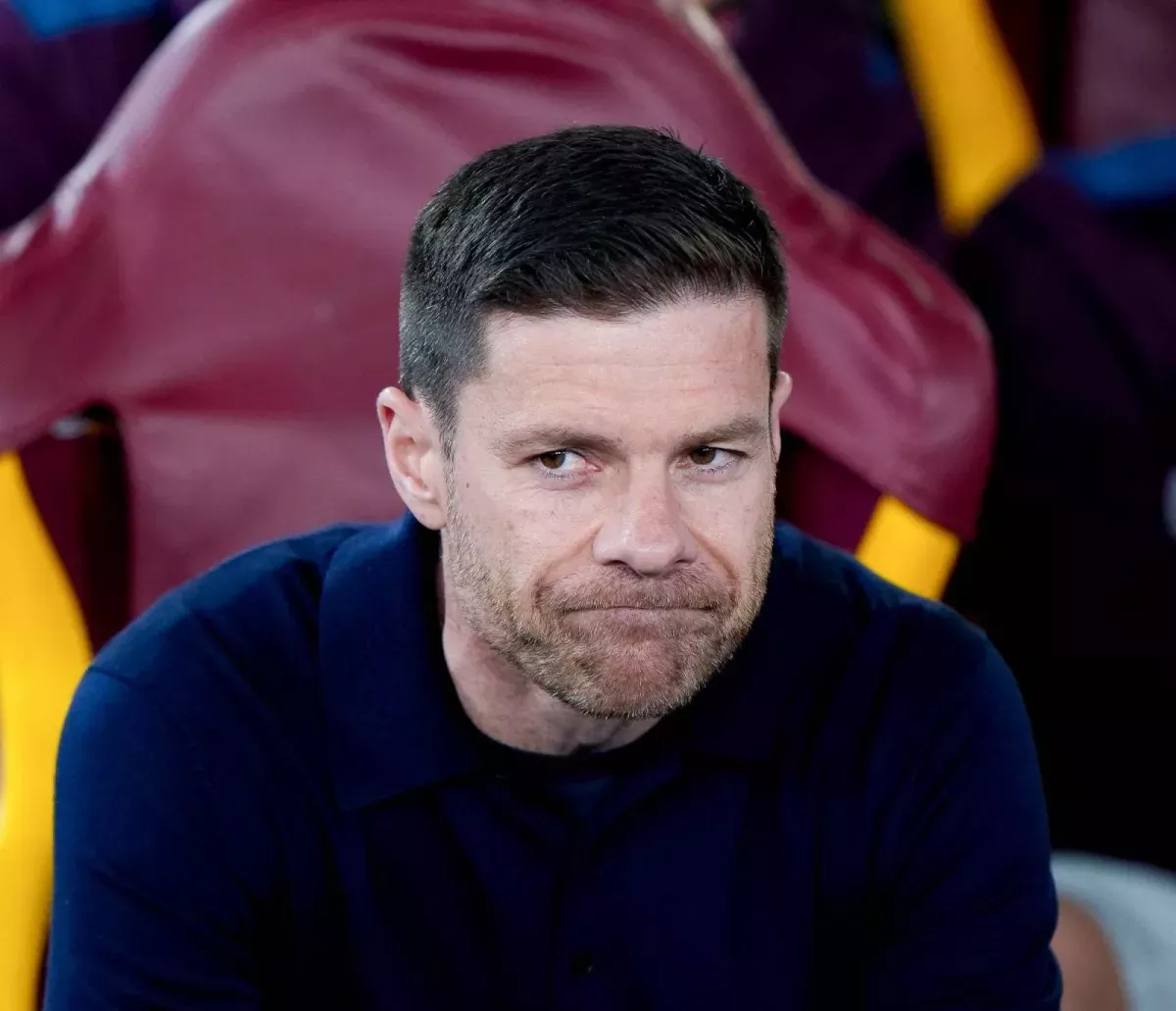 Xabi Alonso Busketsning ketishini qadrladi