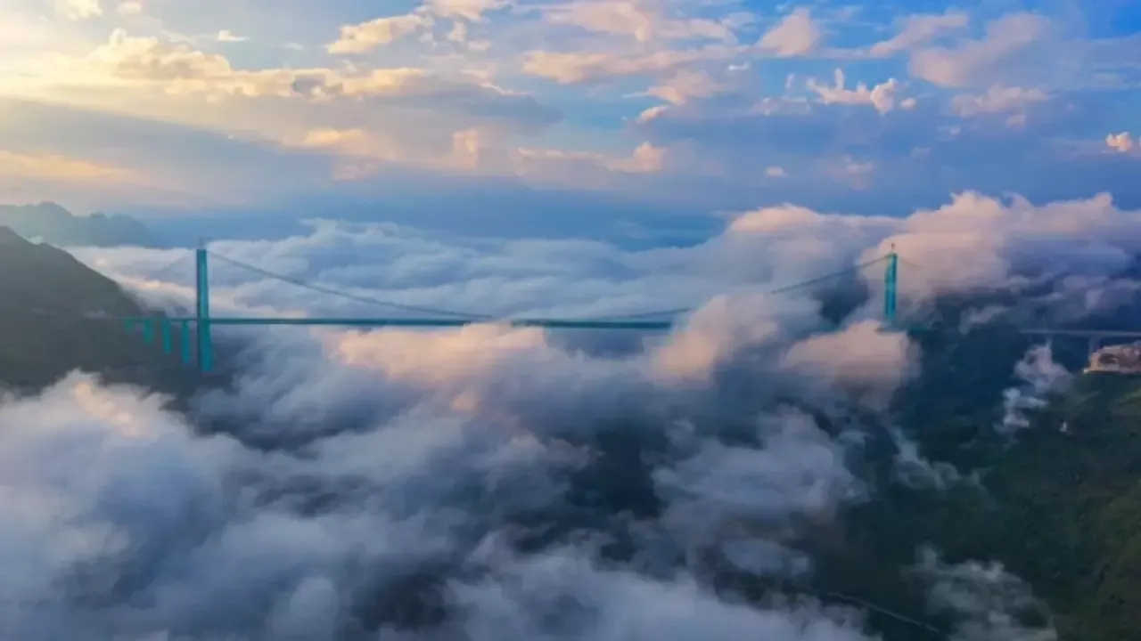 В Китае откроется самый высокий в мире мост