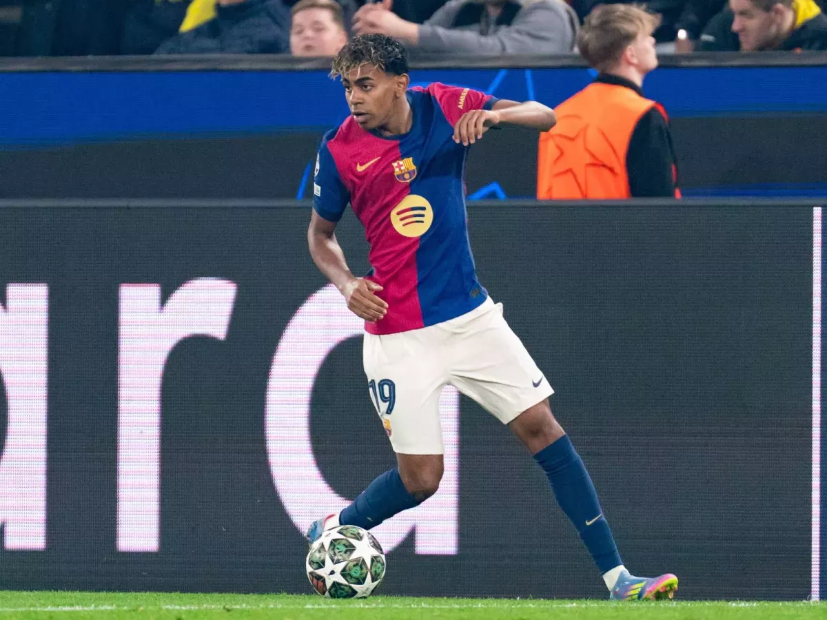 Yamal "Oltin to‘p"ni yutib, bayram qiladi