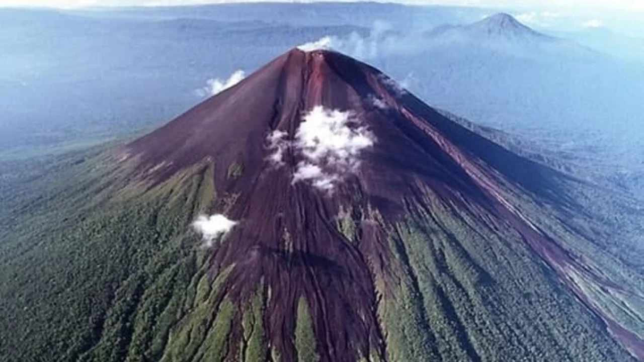 Taftan volcano is reactivating in southern Iran