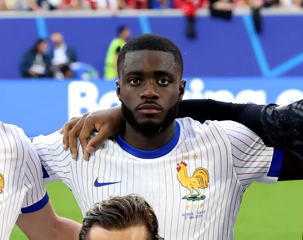 France lost points by drawing with Iceland