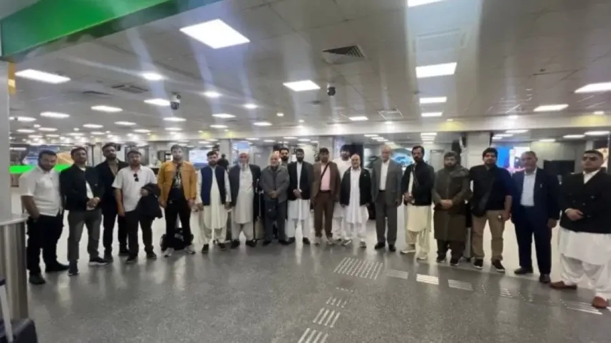 Afghan businessmen at a business meeting in Tashkent