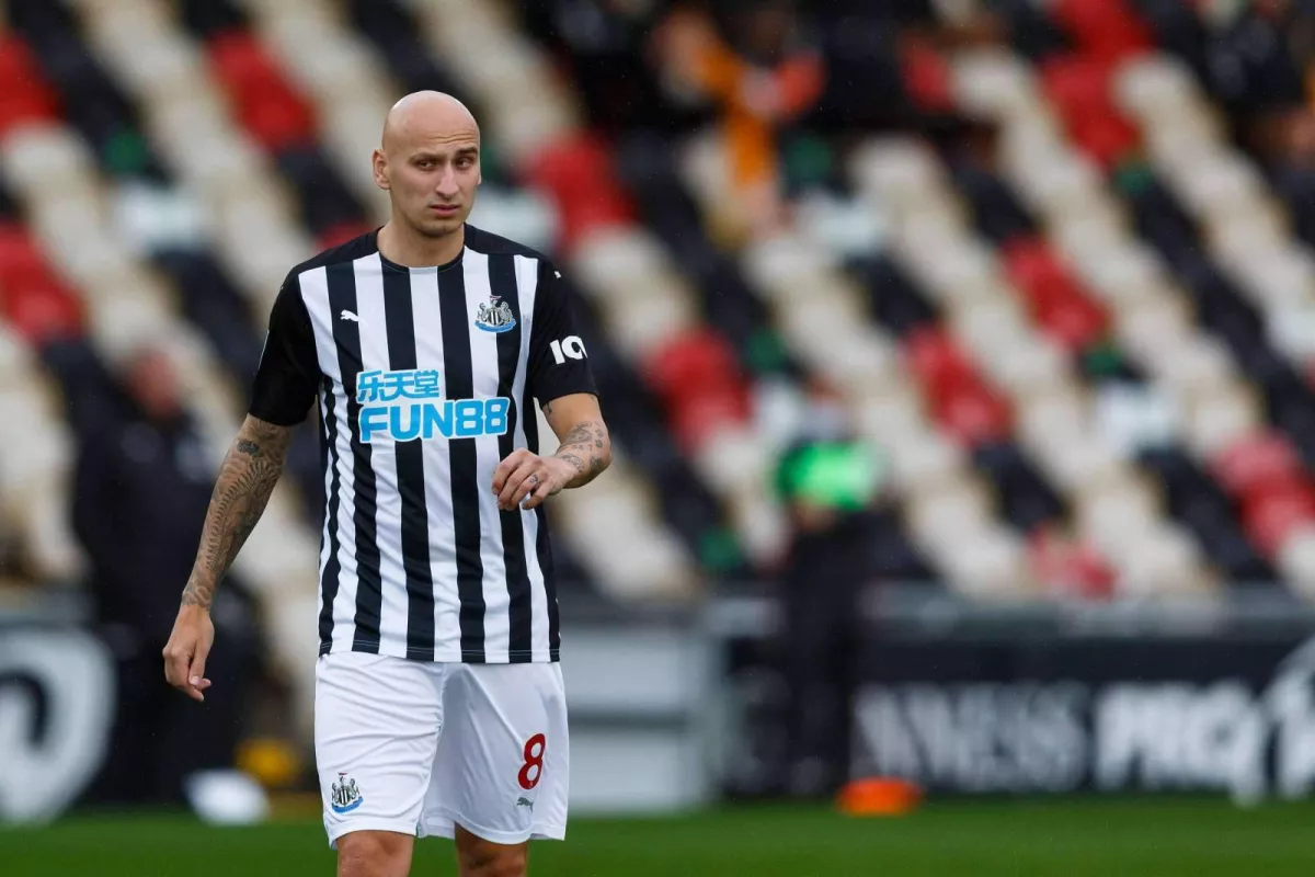 Shelvey: I don't want my children to grow up in England