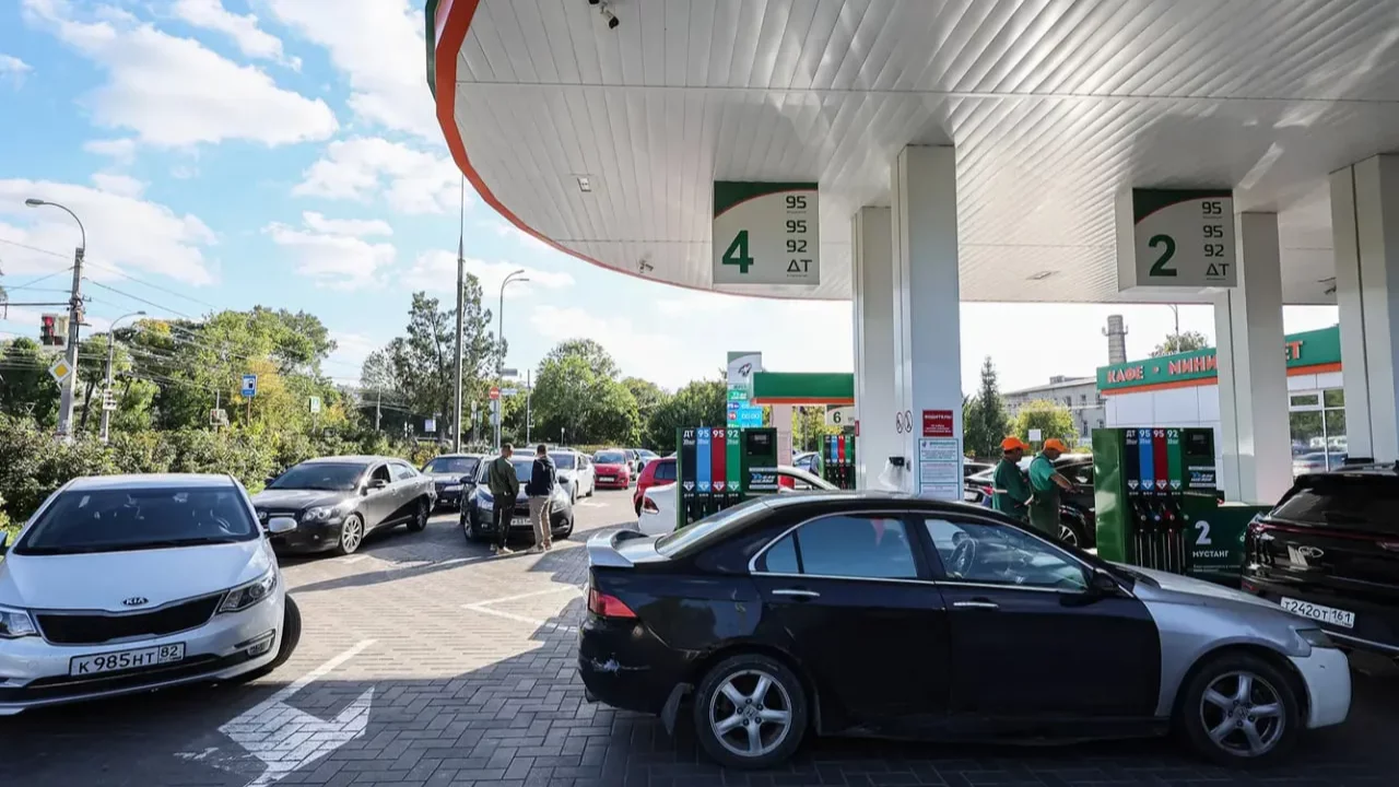 Gasoline shortage is sharply increasing in Russia