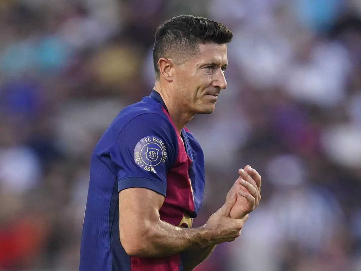 Barcelona chose Vlahovich instead of striker
