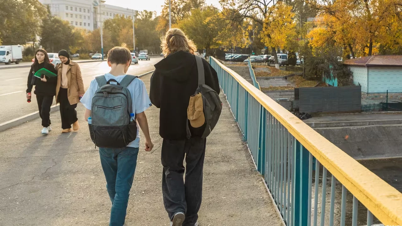 Youth receive subsidies for learning foreign languages