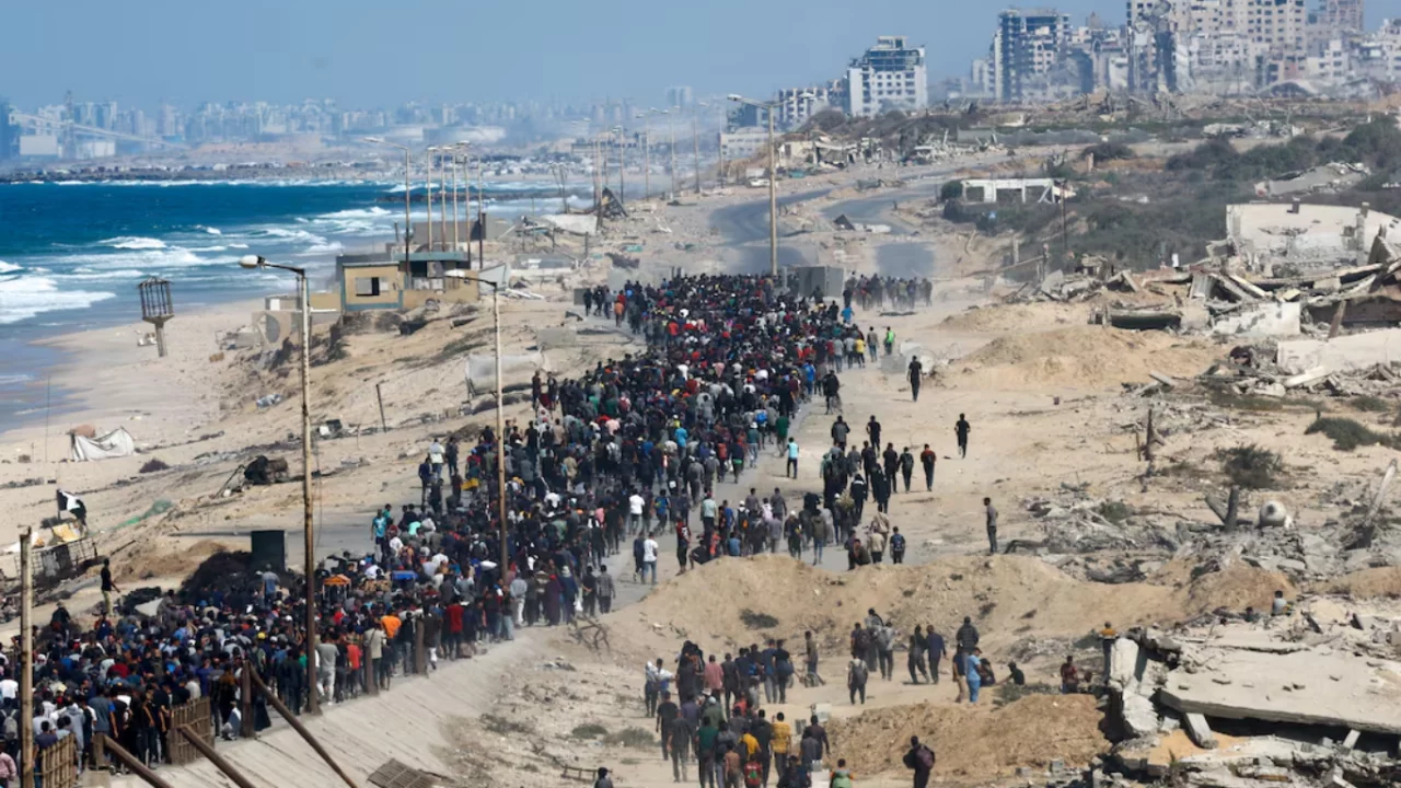 Peace takes effect in Gaza, people are returning home