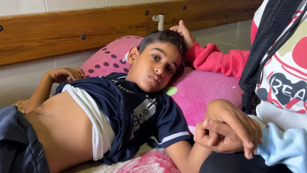 В Газе тысячи больных ждут помощи