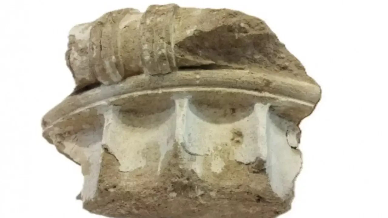 Древний фрагмент колонны возвращён в Грецию