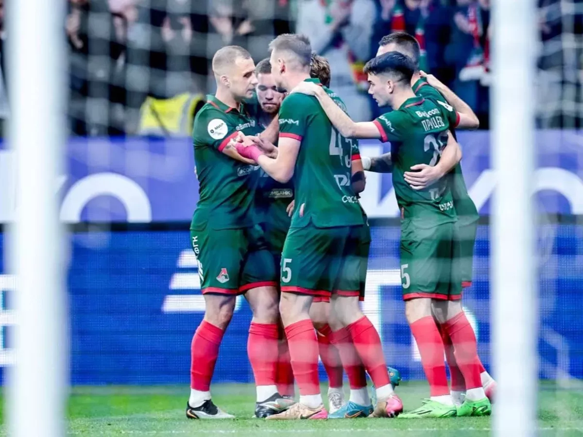 Гришин высоко оценил защитную игру Локомотива