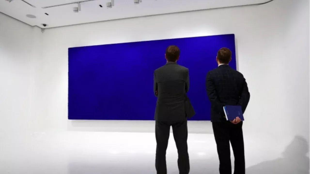 Картина Ива Кляйна “Калифорния” продана за 18,4 млн евро