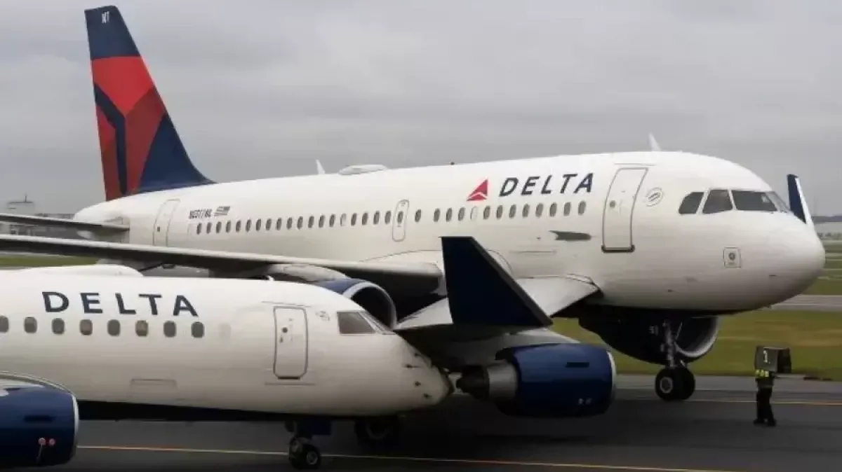 Столкновение самолетов Delta в аэропорту Ла-Гуардия