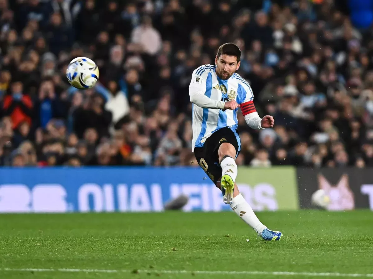 Russian defender wants to play against Messi