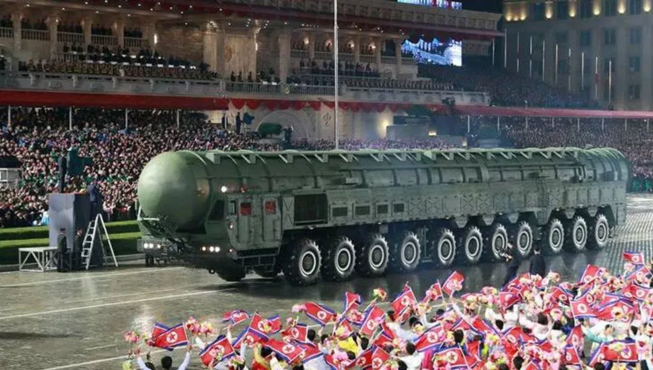 Северная Корея продемонстрировала новую баллистическую ракету