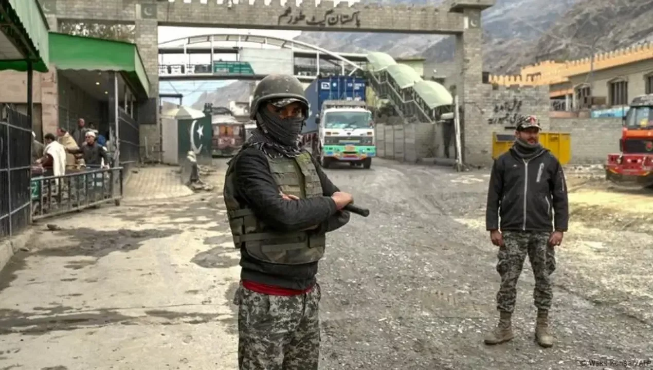 Taliban and Pakistan Confirm Border Shootouts