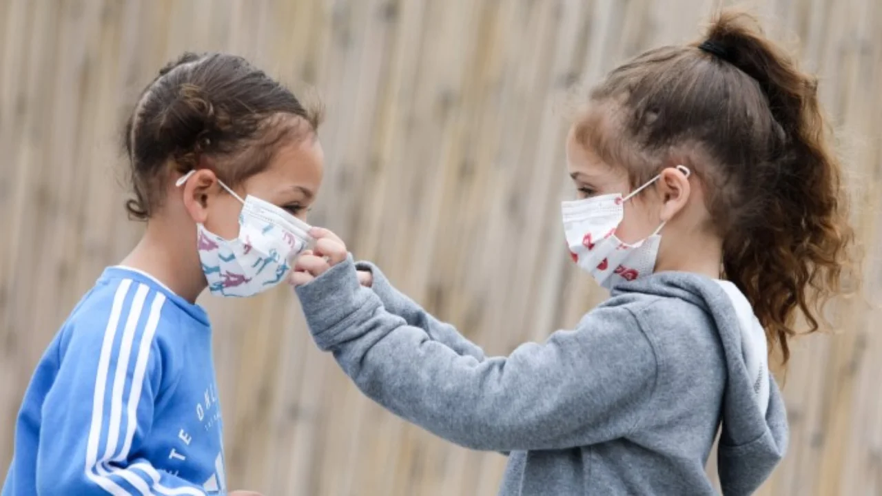 В Тегеране из-за загрязнения воздуха закрыты школы