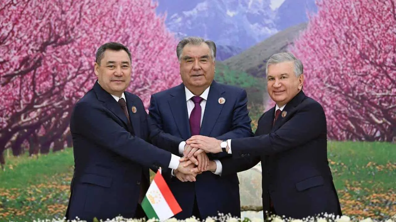 Agreed border between Uzbekistan, Kyrgyzstan, and Tajikistan