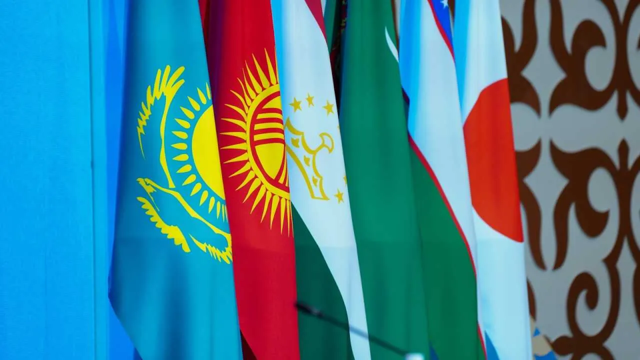 Japan to hold first summit with Central Asia