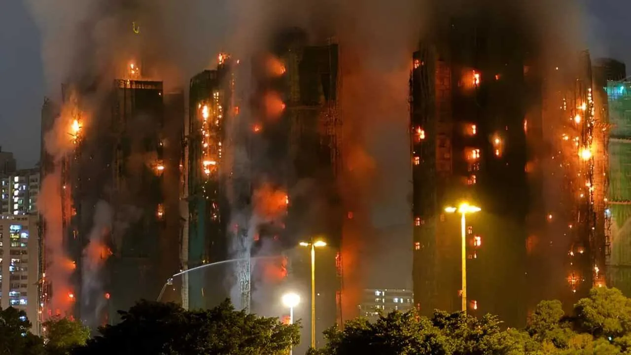 Fire in Hong Kong: 44 dead, 279 missing