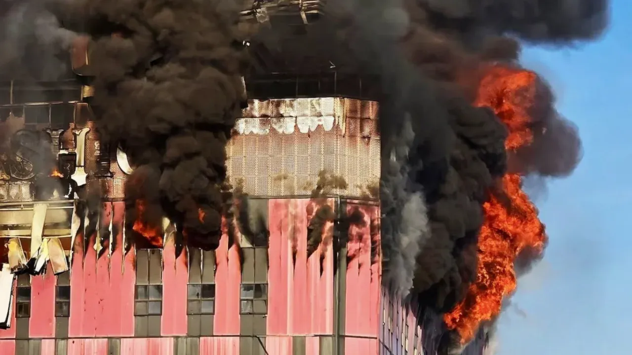 Пожар на складе в Чхонане: пострадавших нет