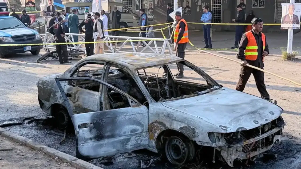 Pokistonda sud yaqinidagi portlashda 12 kishi halok bo‘ldi