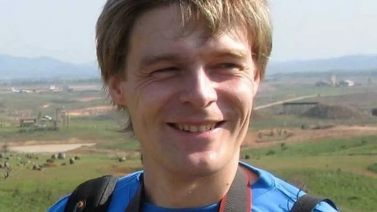 Moskva sudi nashriyot rahbarini firibgarlikda aybladi.