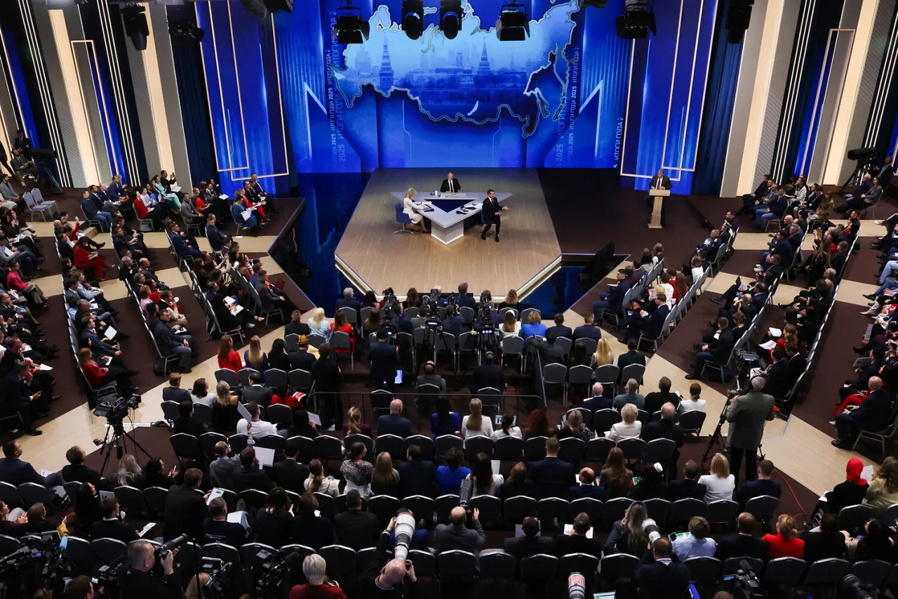 Putin: Rossiya urushni muzokaralar bilan tugatishga tayyor