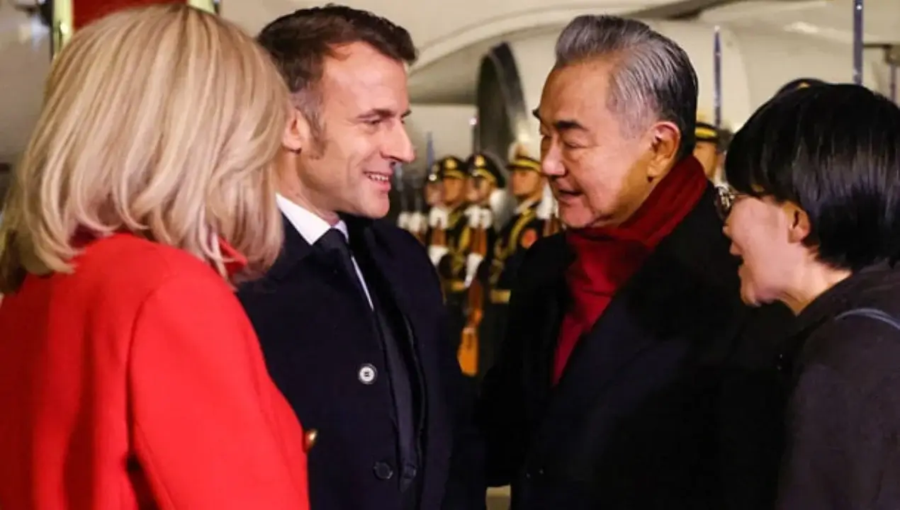 Macron in China: Trade and War Issues Discussed