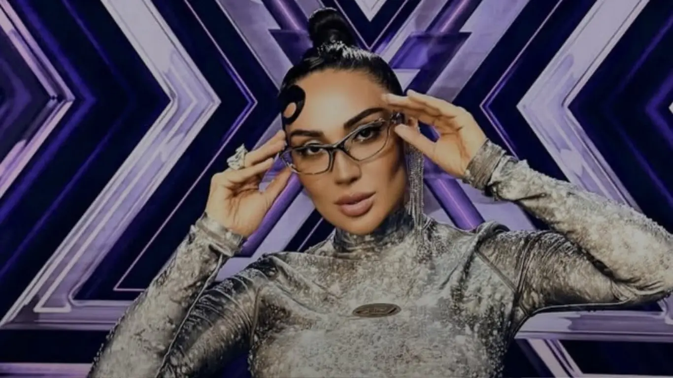 Munisa Rizayeva yilning eng yaxshi erkak xonandalarini aytdi