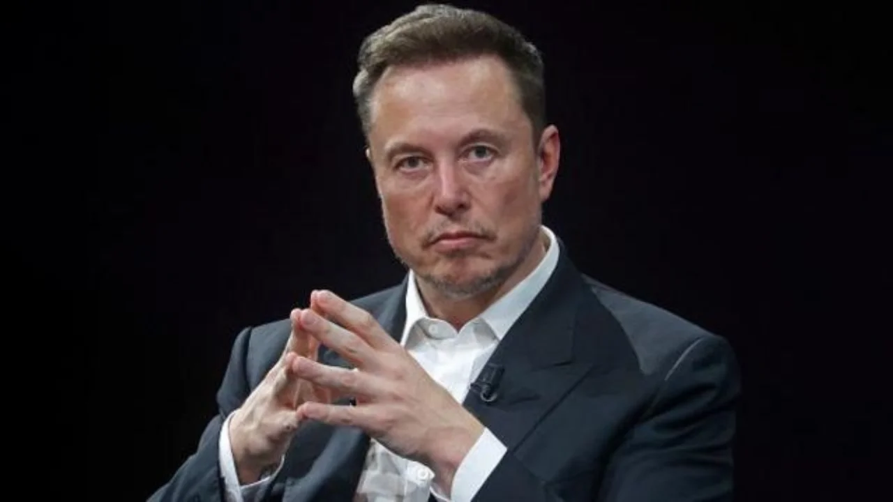 Elon Musk's wealth exceeds 700 billion dollars
